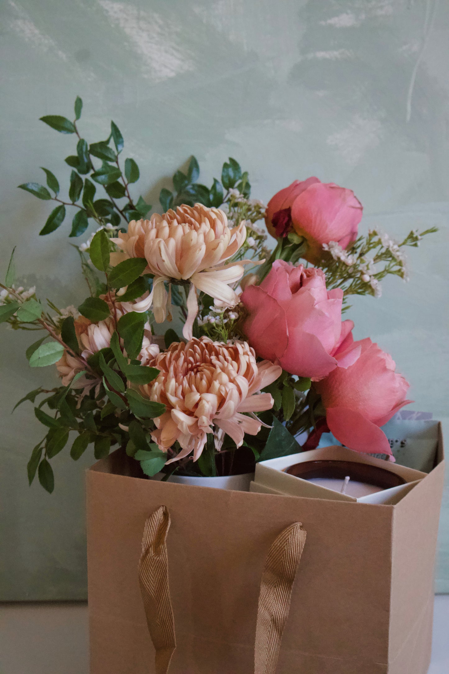 WITH LOVE - Flower Gift Box